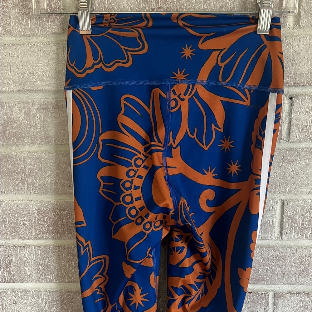 Women’s adidas x farm rio Blue & Orange Floral Athletic Leggings - Picture 6 of 6